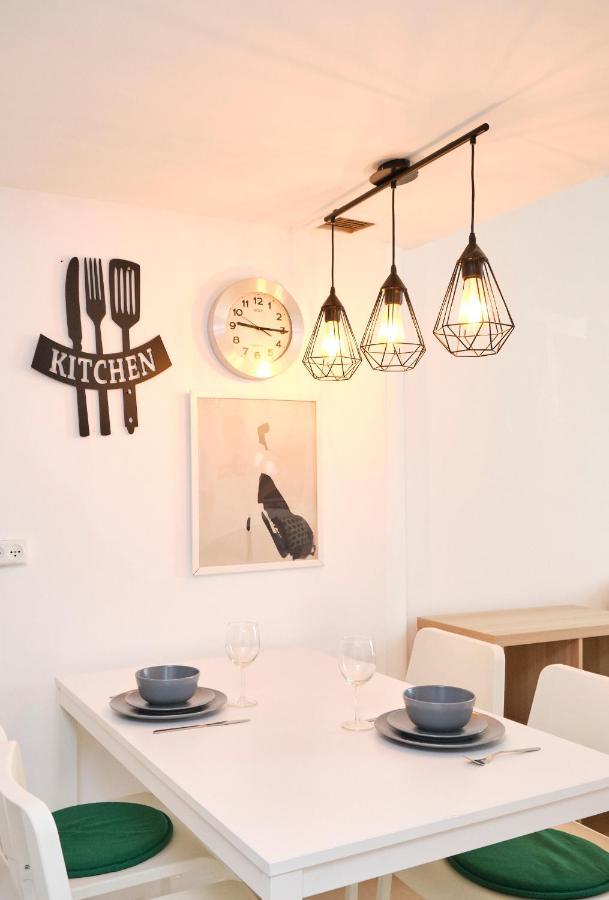 Ferienwohnung Sunny Sea View Studio Herzelia Exterior foto