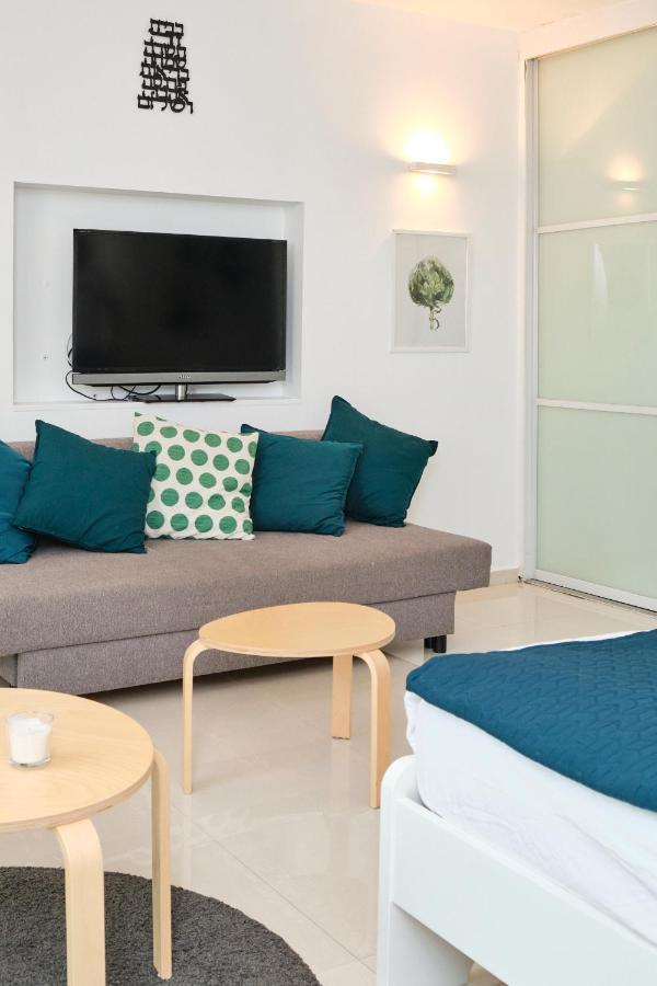 Ferienwohnung Sunny Sea View Studio Herzelia Exterior foto